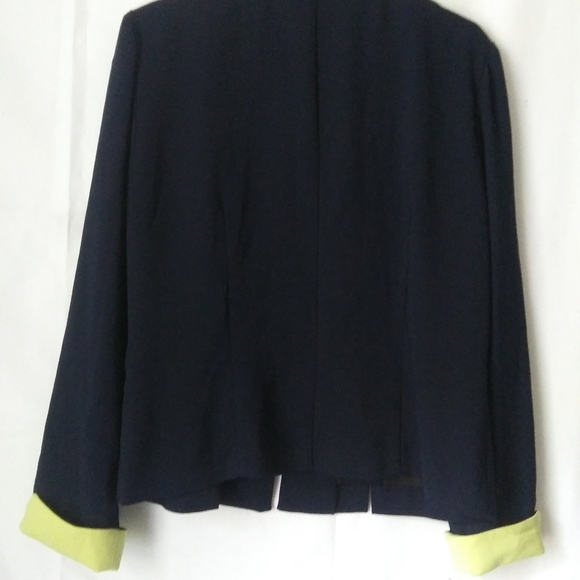 Women's blazer - Picture 2 of 3